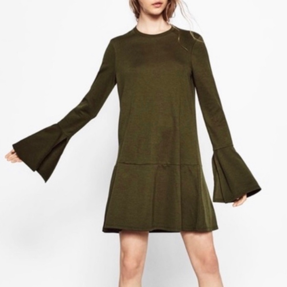 Zara Trafaluc Green Belle Long Sleeve Flowy Dress Size S